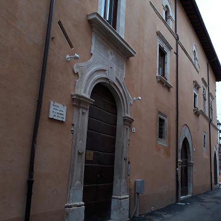 B&B Palazzo Cappa LʼAquila Zewnętrze zdjęcie