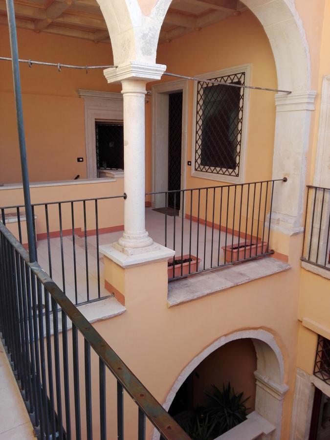 B&B Palazzo Cappa LʼAquila Zewnętrze zdjęcie