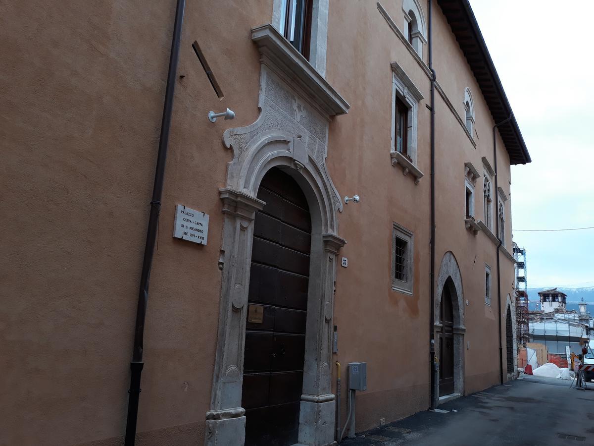 B&B Palazzo Cappa LʼAquila Zewnętrze zdjęcie